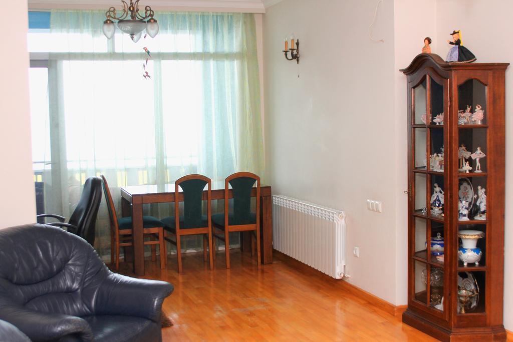Apartment Rustaveli 57 Batumi Kültér fotó